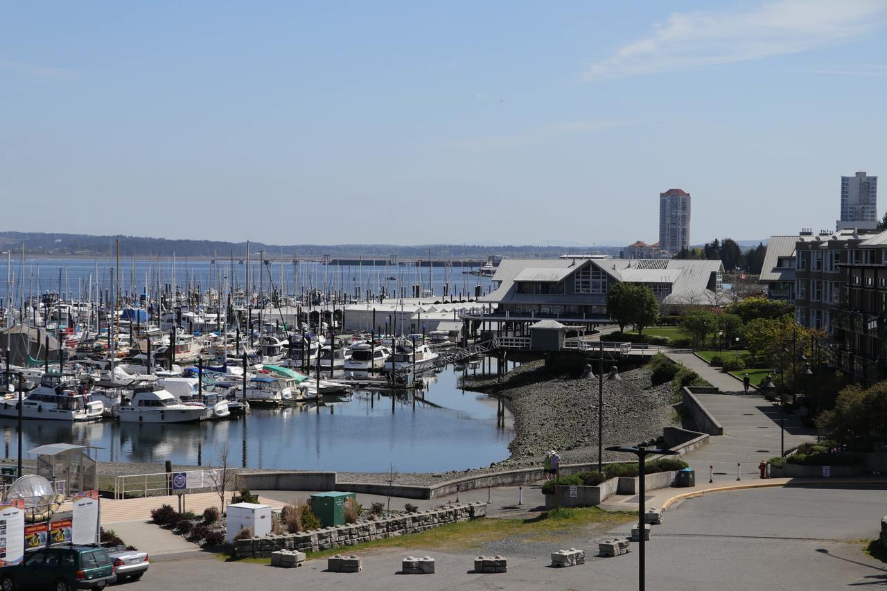 Hotel The Waterfront And Marina Nanaimo