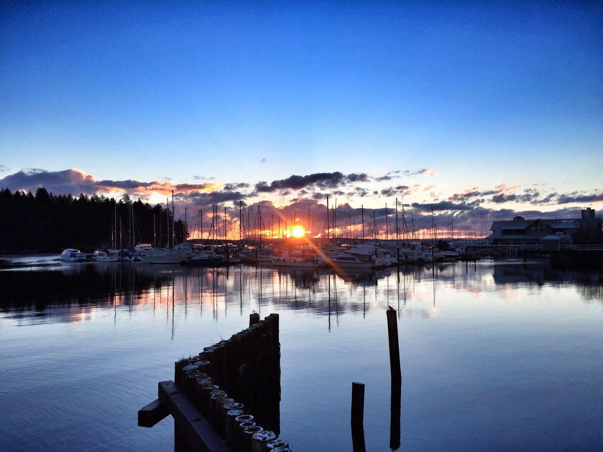 The Waterfront And Marina 2* Nanaimo