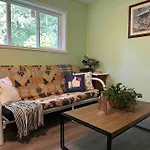 Countryroad Cozy 2 Bedrooms Basement Suite1