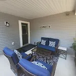 A Cozy Family Get Away Suite In South Nanaimo