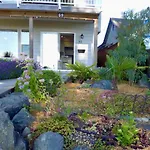 Annarthur Guest House