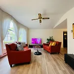 Beautiful Home With One Acre Land For Leisure Time In Vancouver Island
