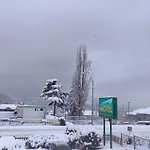 Harbour Light Motel