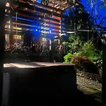 Brookside Falls Guesthouse