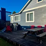 Buccaneer Inn