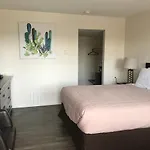 Value Lodge Motel