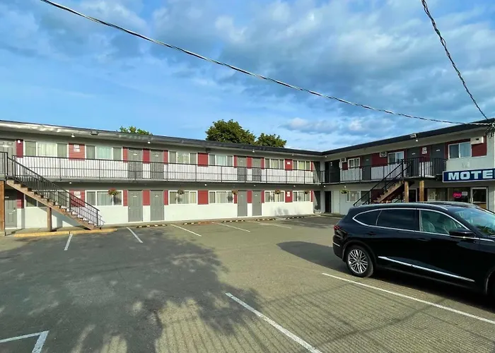 Diplomat Motel