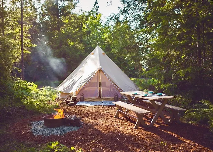 Boho Daydreams Tent