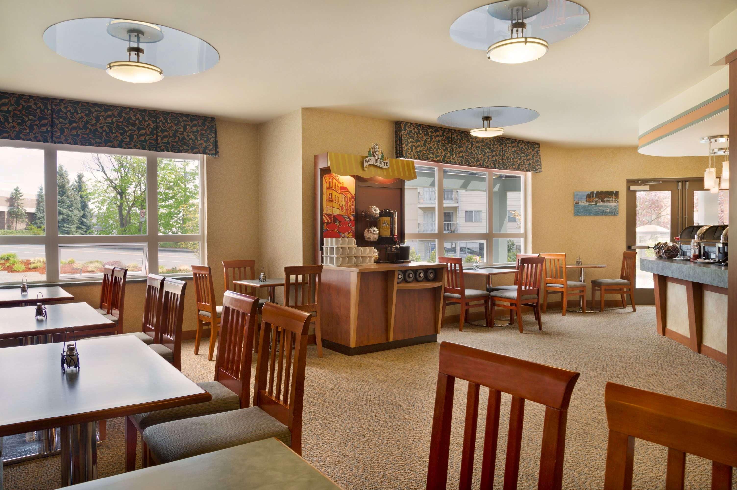 Hotel Ramada By Wyndham Nanaimo