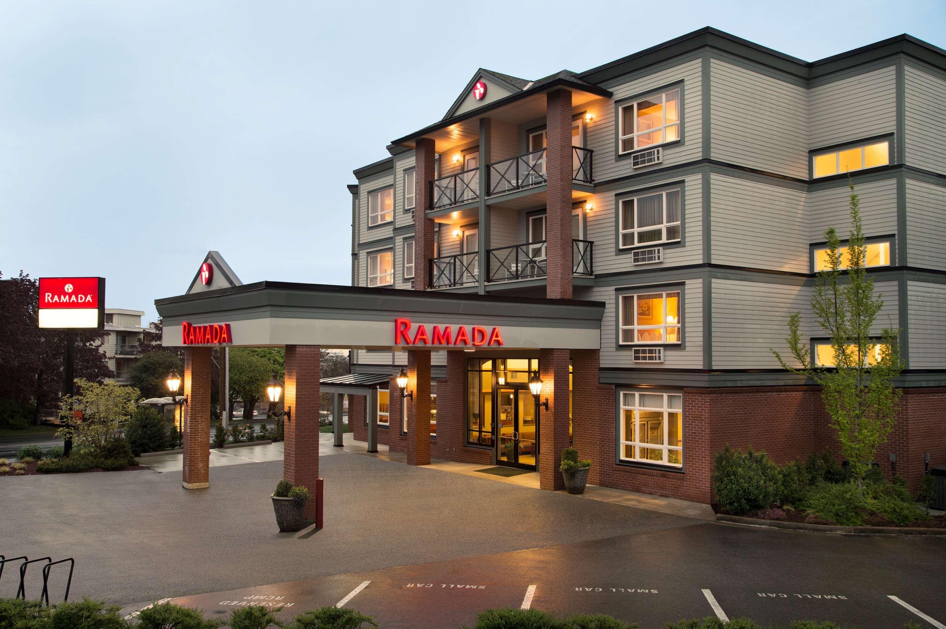 Ramada By Wyndham Hotel 3*