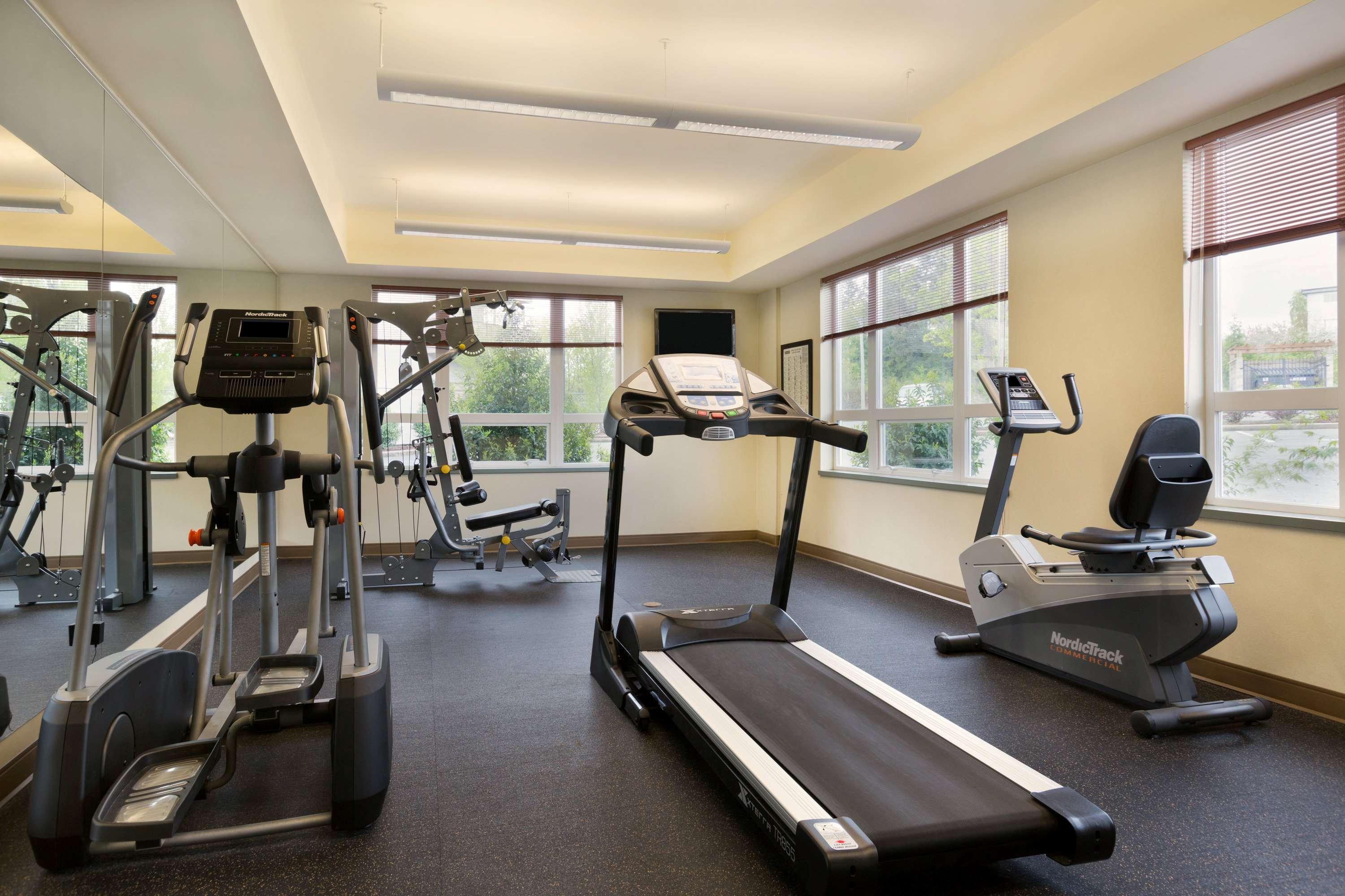 Ramada By Wyndham 3*