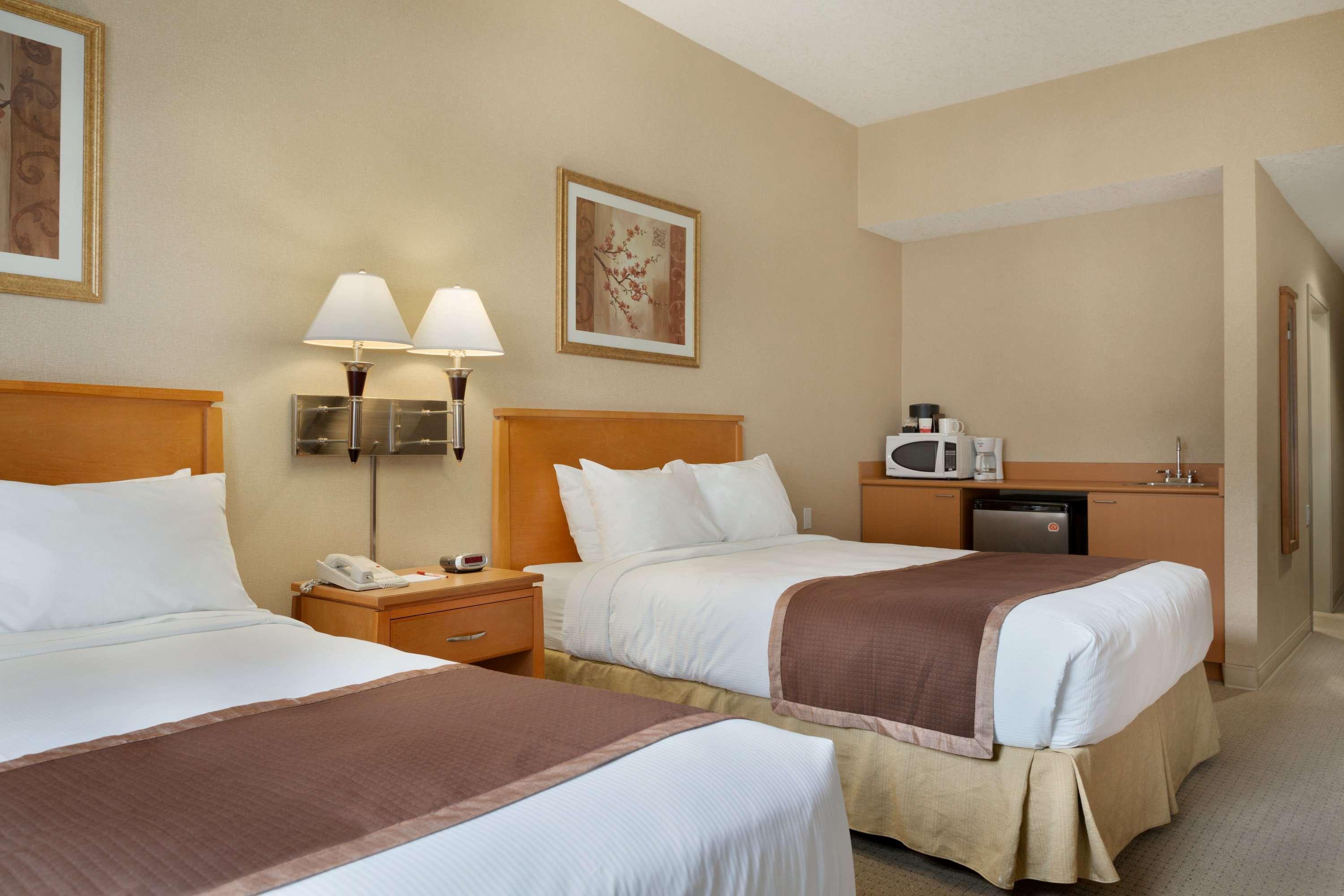 Ramada By Wyndham Hotel 3*
