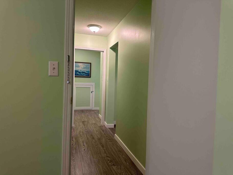 Countryroad Cozy 2 Bedrooms Basement Suite1 Nanaimo