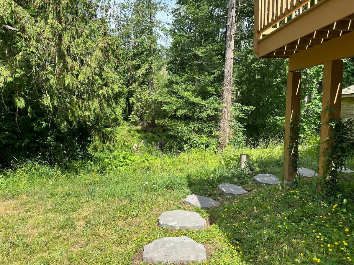 Countryroad Cozy 2 Bedrooms Basement Suite1 * Nanaimo