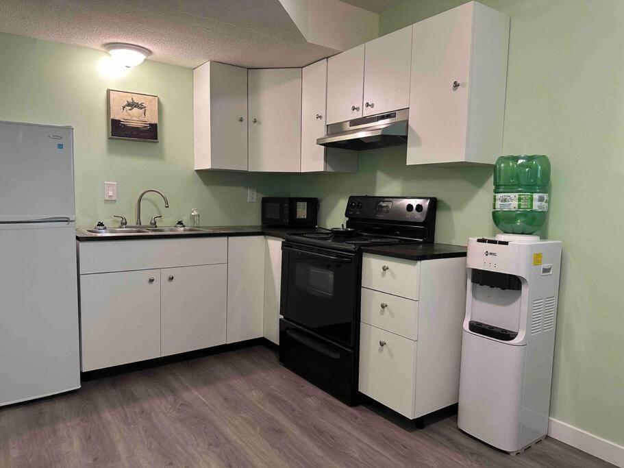 Apartment Countryroad Cozy 2 Bedrooms Basement Suite1