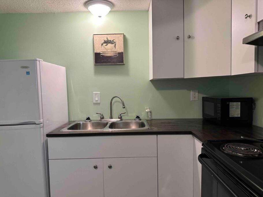 Apartment Countryroad Cozy 2 Bedrooms Basement Suite1