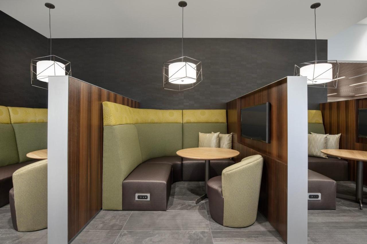 Hotel Courtyard By Marriott Nanaimo