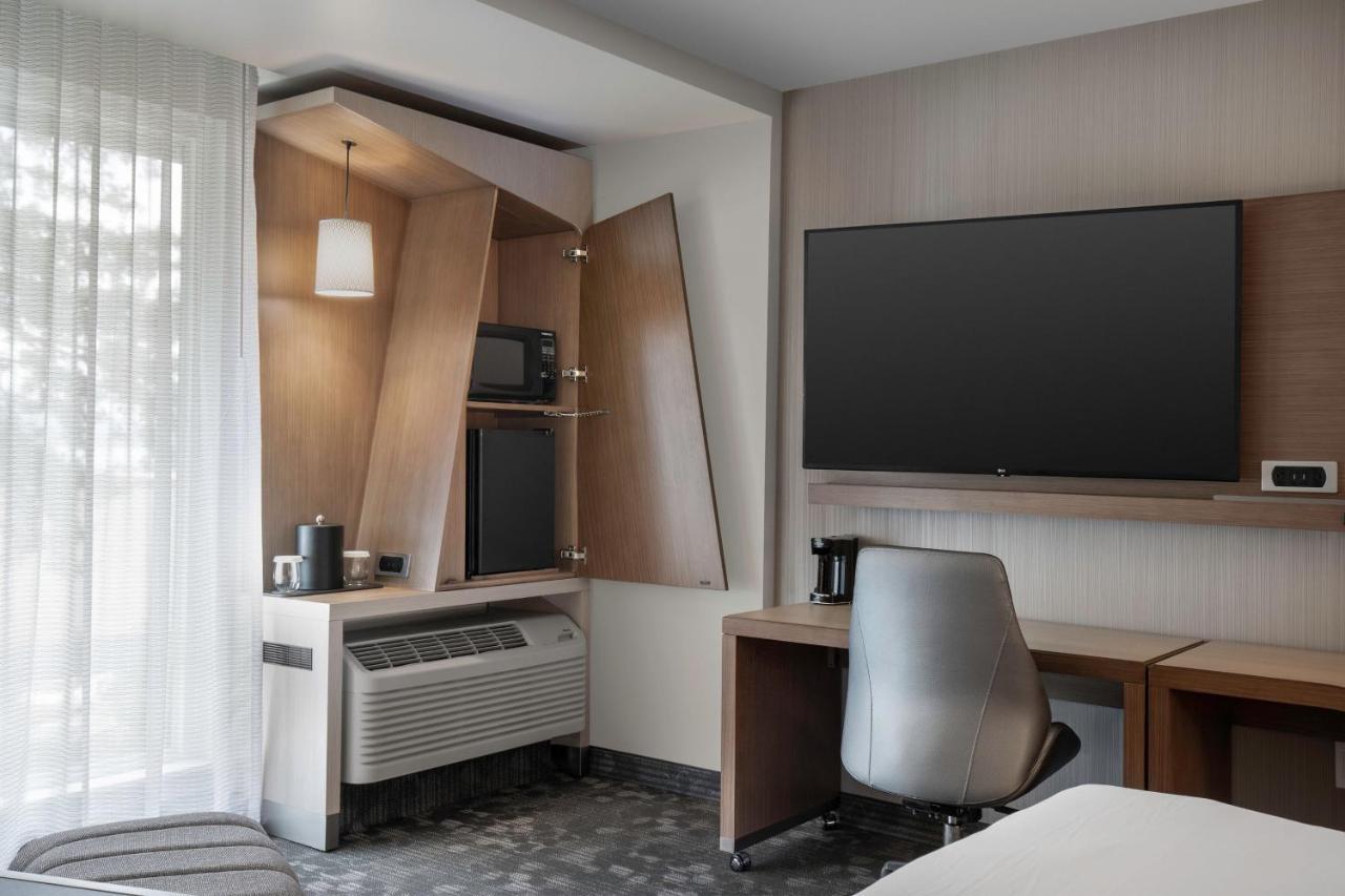 Hotel Courtyard By Marriott *