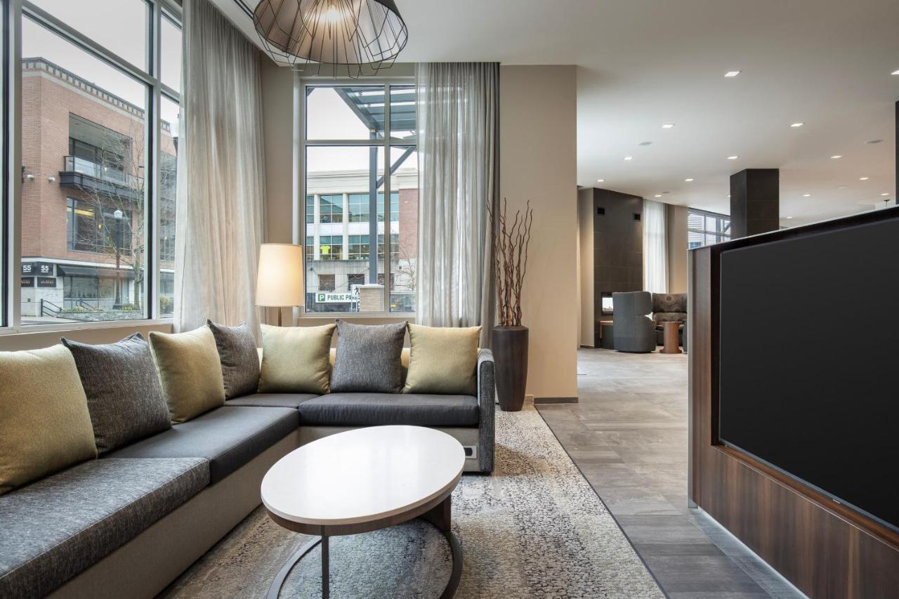 Courtyard By Marriott Nanaimo