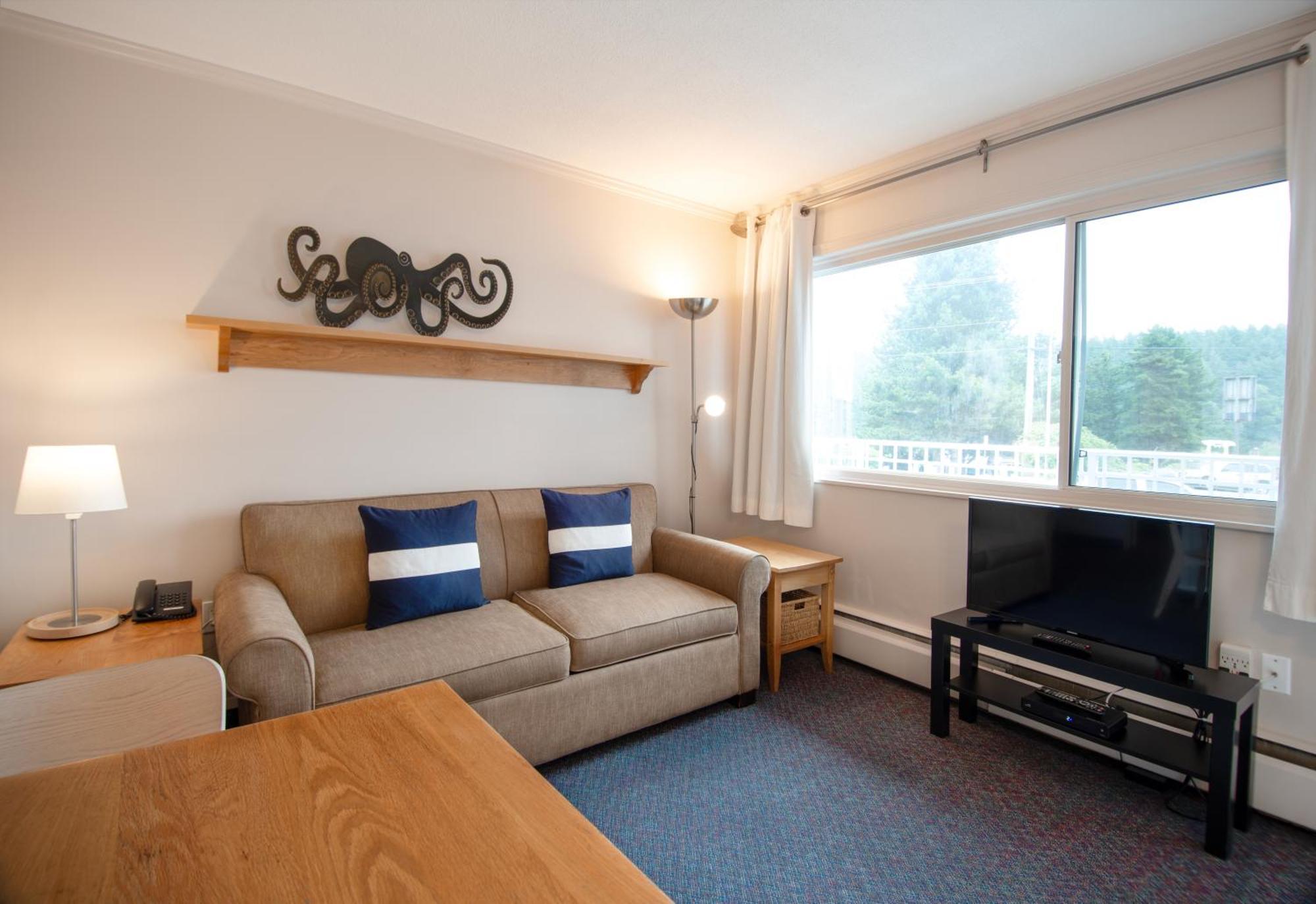 Buccaneer Motel
