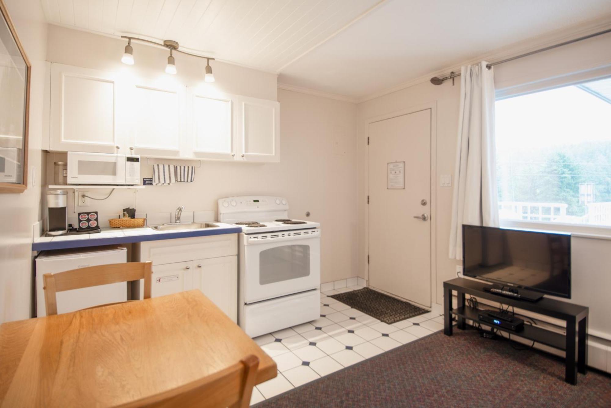 Buccaneer Motel 3*