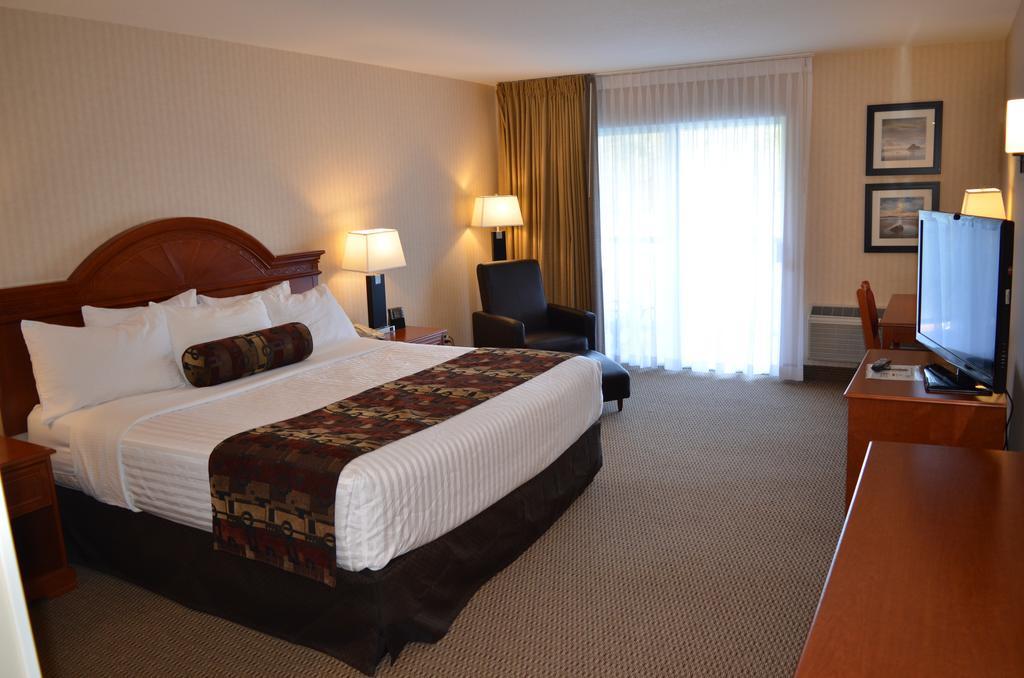 Inn On Long 3*