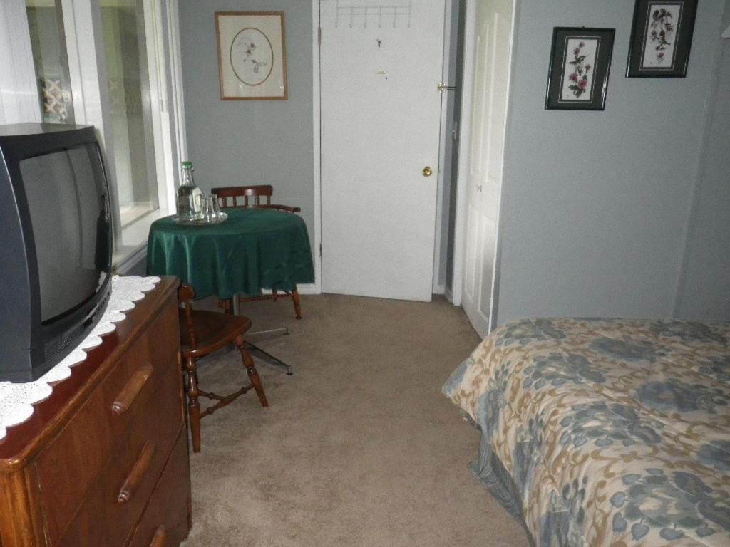 Bed & Breakfast Estates