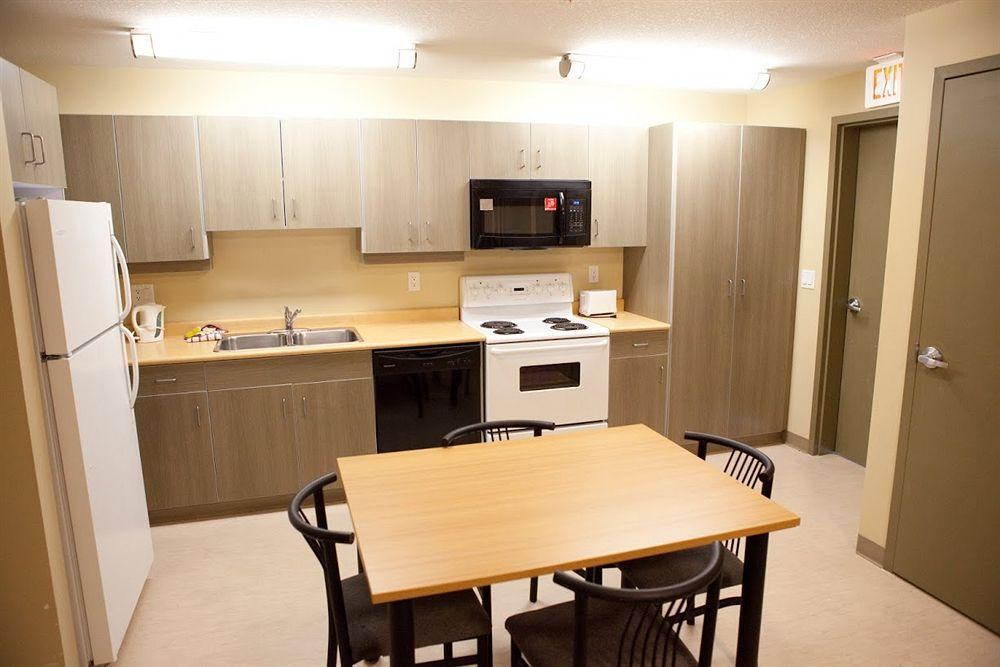 Vancouver Island Residences Hostel *