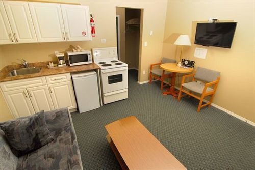 Diplomat Motel