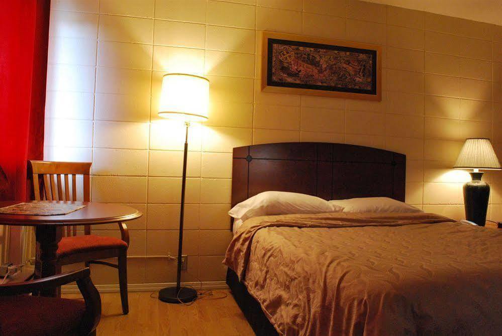 Motel Value *