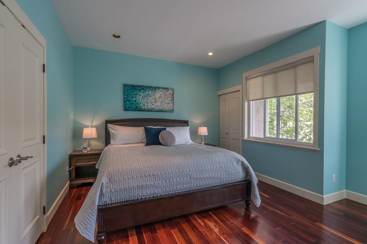 Luxury Penthouse Downtown Apartment Nanaimo