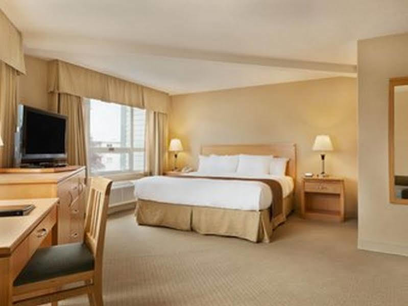 Ramada By Wyndham Hotel Nanaimo