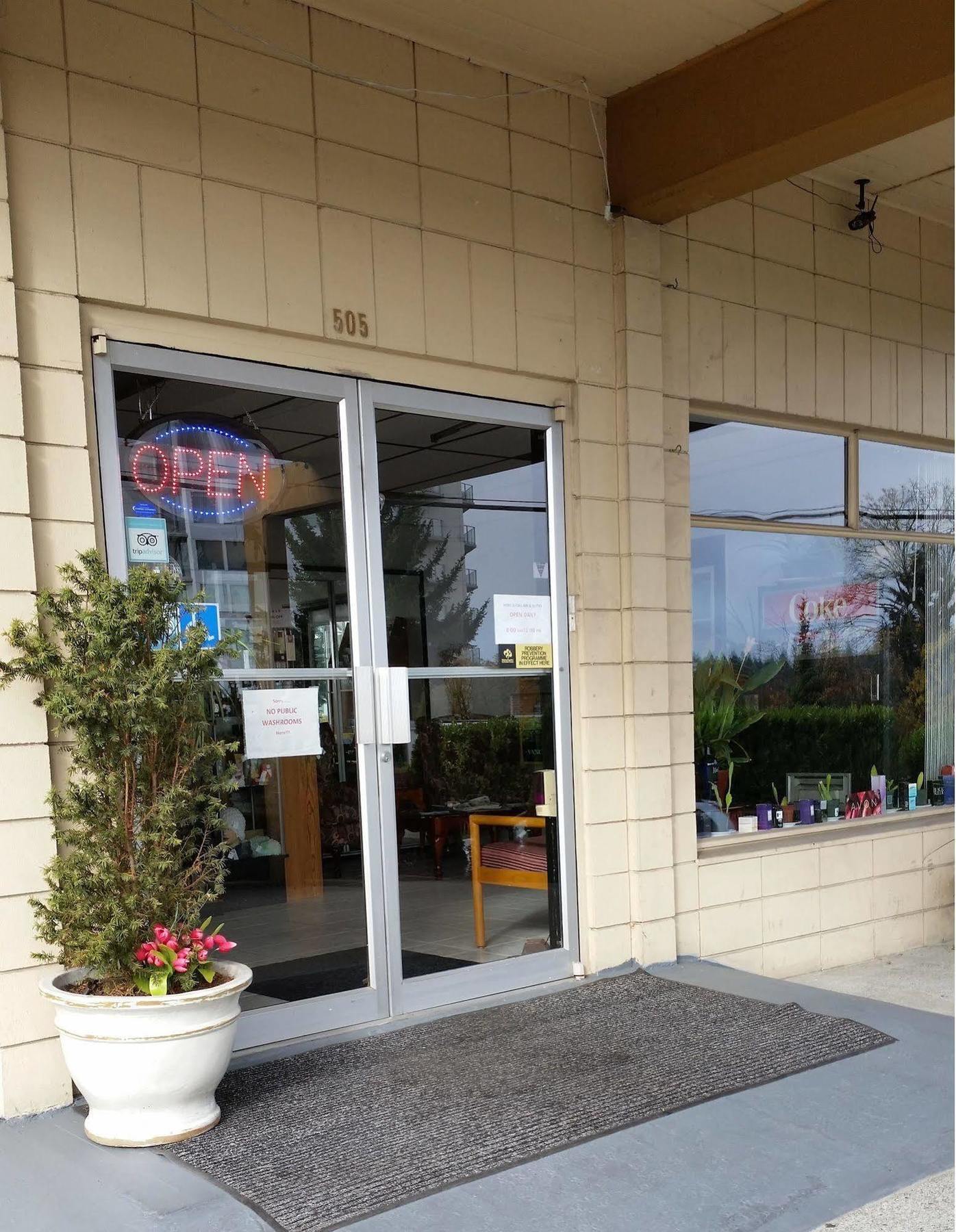 Port-o-call 2* Nanaimo
