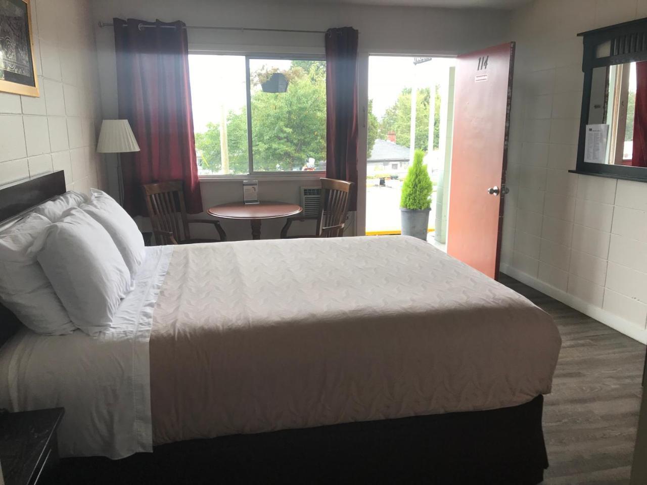 Value Motel *
