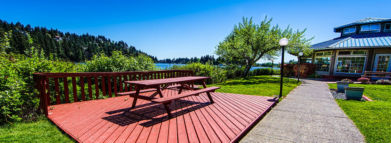 On Long 3* Nanaimo