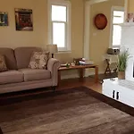 Campbell Cottage B&B