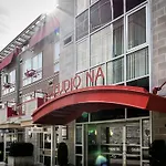 Executive Luxurious Condo In Downtown Nanaimo