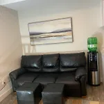 Modern 2Br Guest House In North Nanaimo