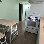 Cozy 1Bd Retreat In Nanaimo