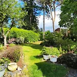 Cozy 1Bd Retreat In Nanaimo