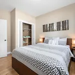 Upstairs Suite In Nanaimo Spacious 2-Bed Hideaway