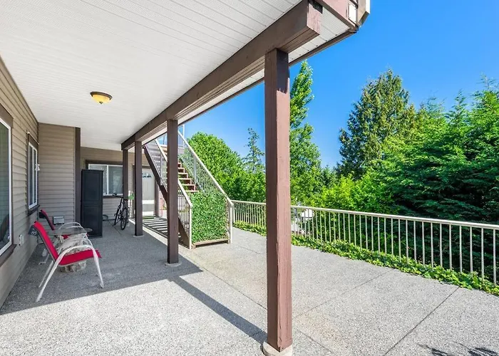 Cozy Retreat In Nanaimo - Spacious 1Bd Hideaway