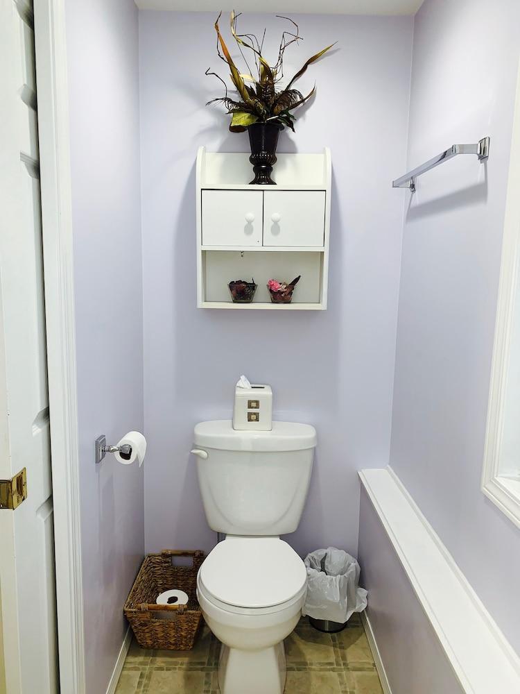 Maple View Bed & Breakfast 4*