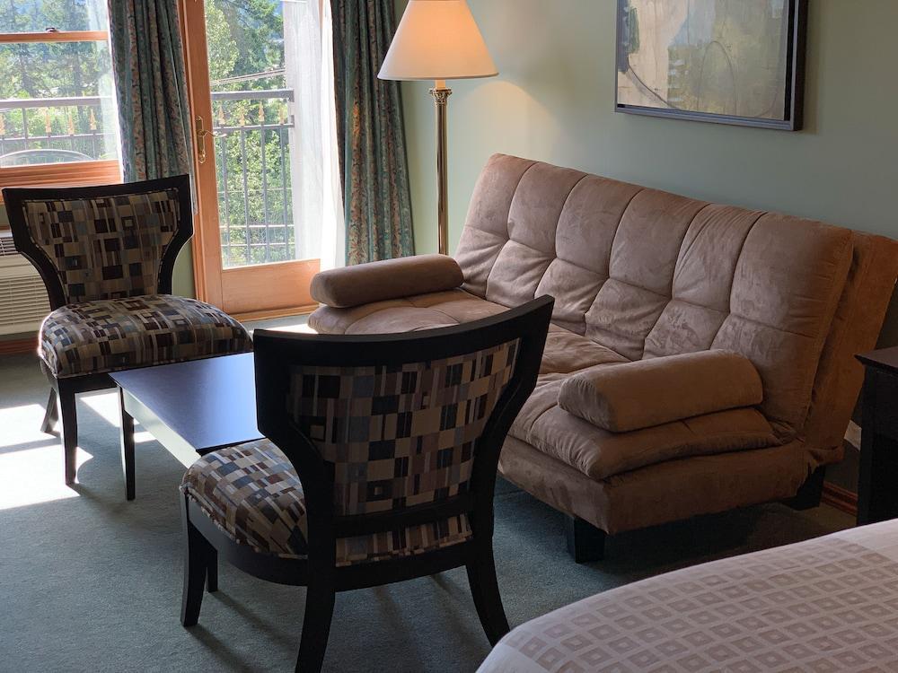 The Grand Hotel Nanaimo