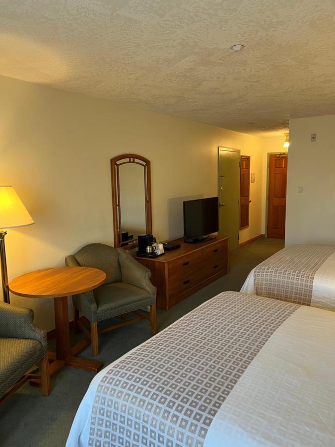 Hotel The Grand 3*