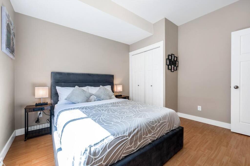 Cozy Retreat In - Spacious 1bd Hideaway Holiday home *