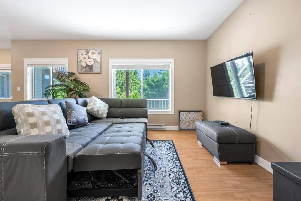 Cozy Retreat In - Spacious 1bd Hideaway *