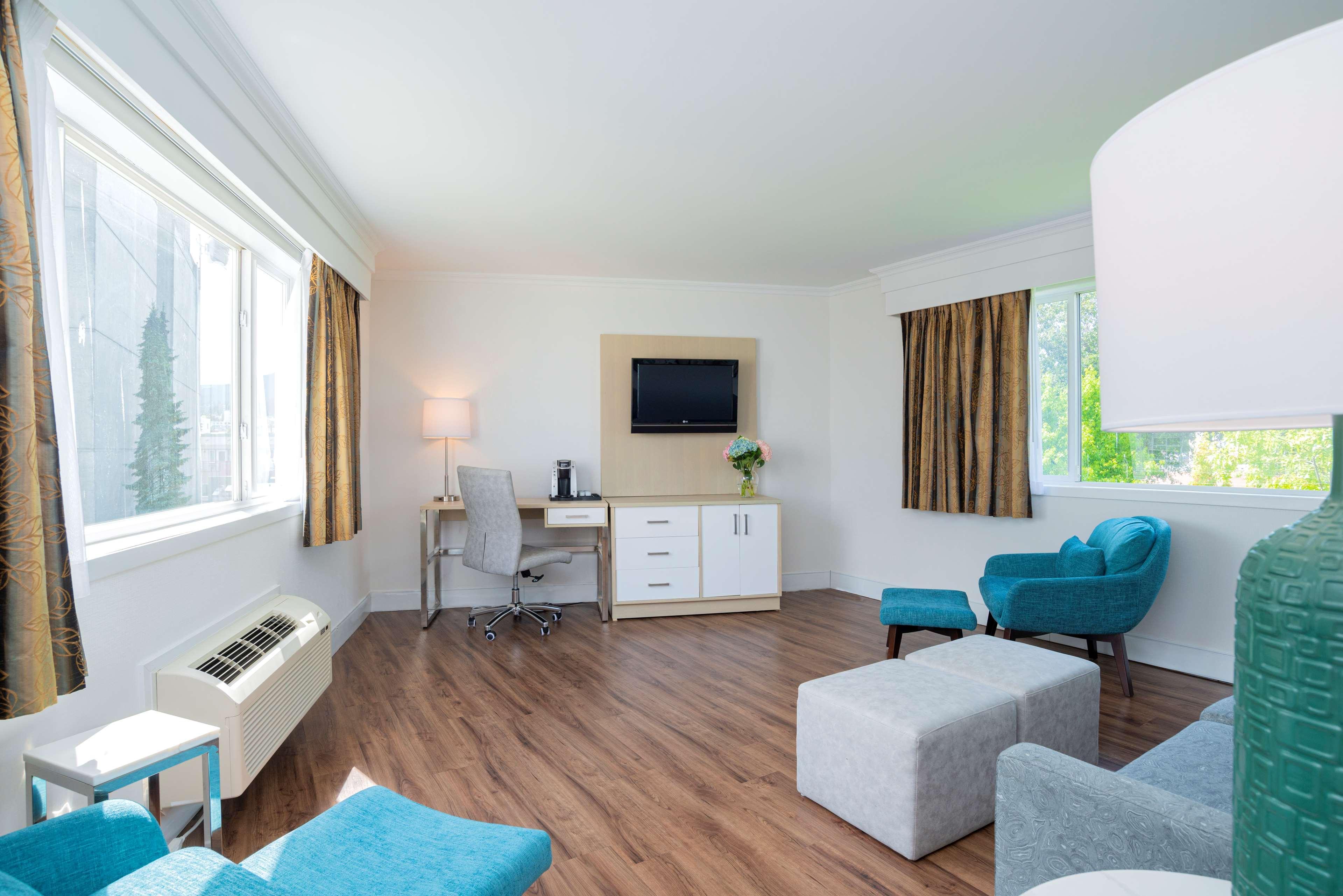 Western Dorchester 3*