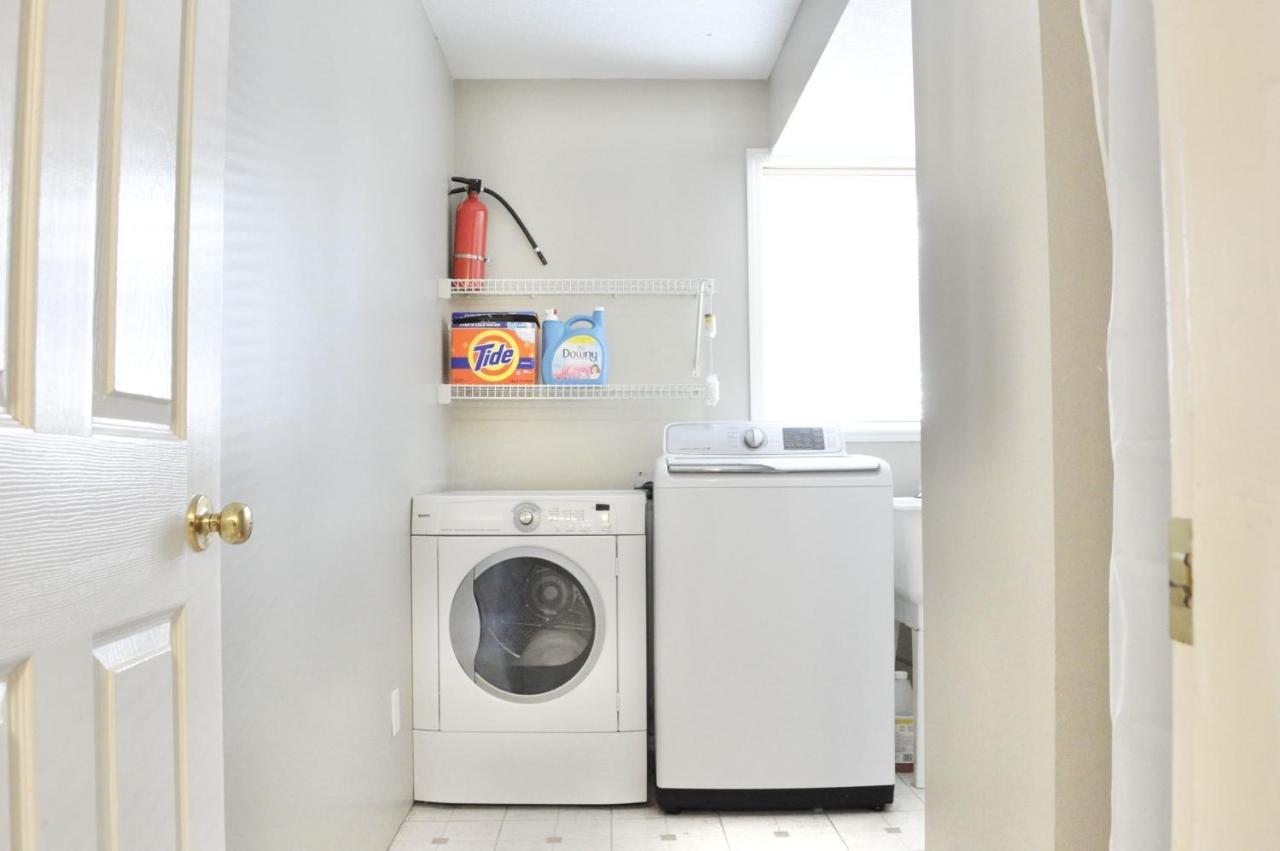 Holiday home Newly Furnished 4 Bd Minutes To The Ocean Nanaimo