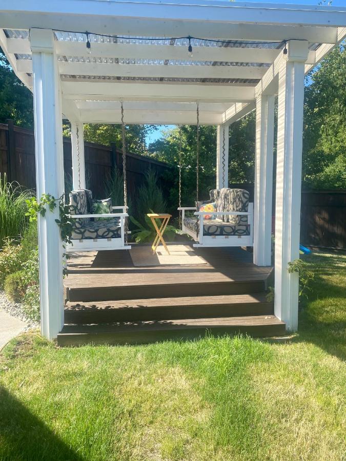 Rockwood House Bed & Breakfast Nanaimo